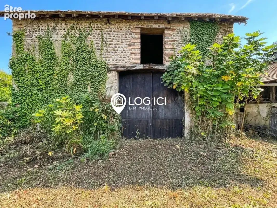 Maison de caractère avec grange - à rénover - photo 6