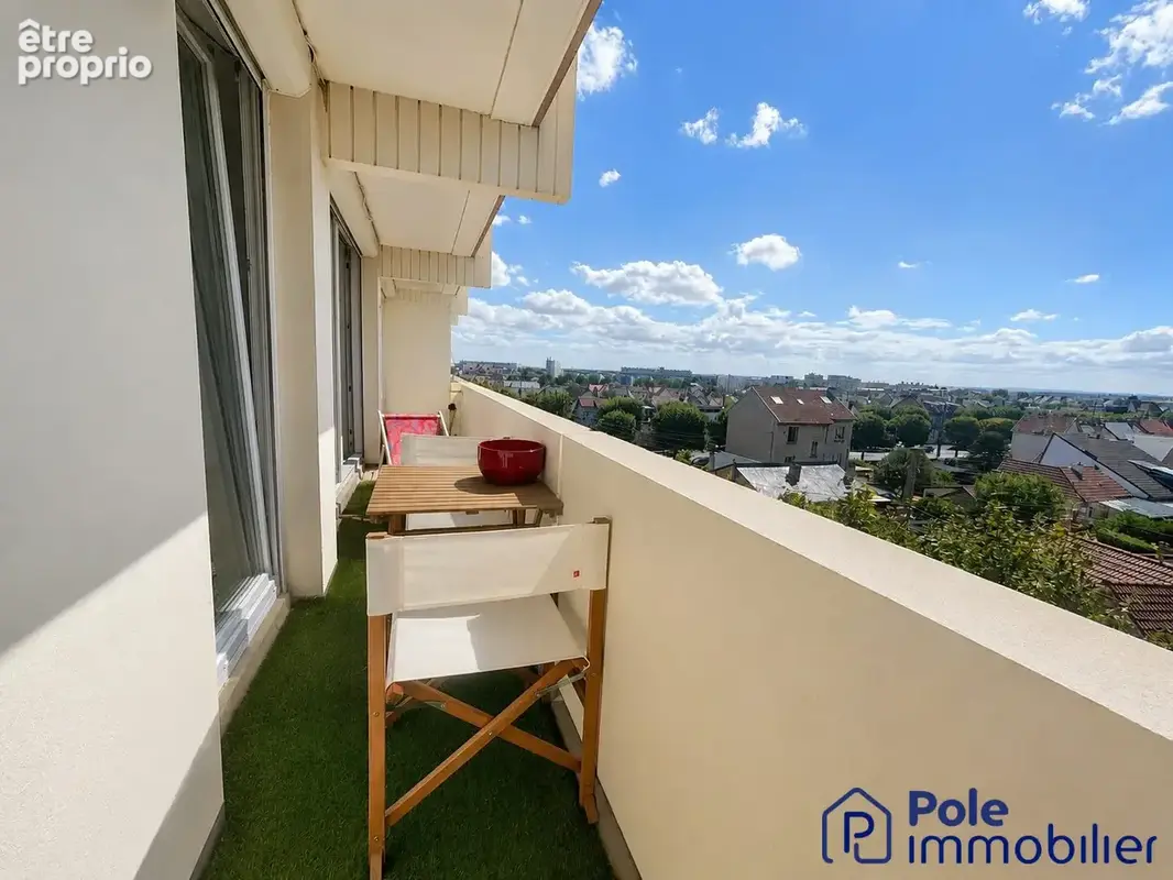 Appartement F2 CAEN-Balcon filant exposé Sud Ouest 