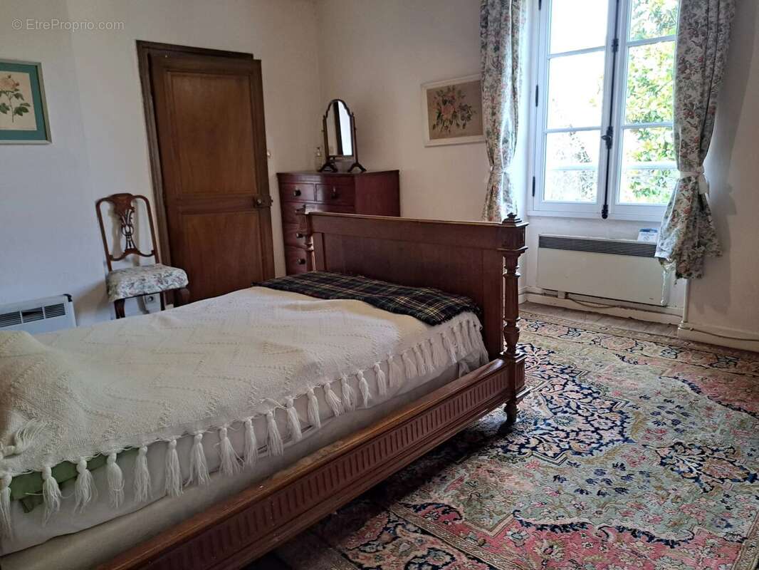 Maison à MONTMORILLON