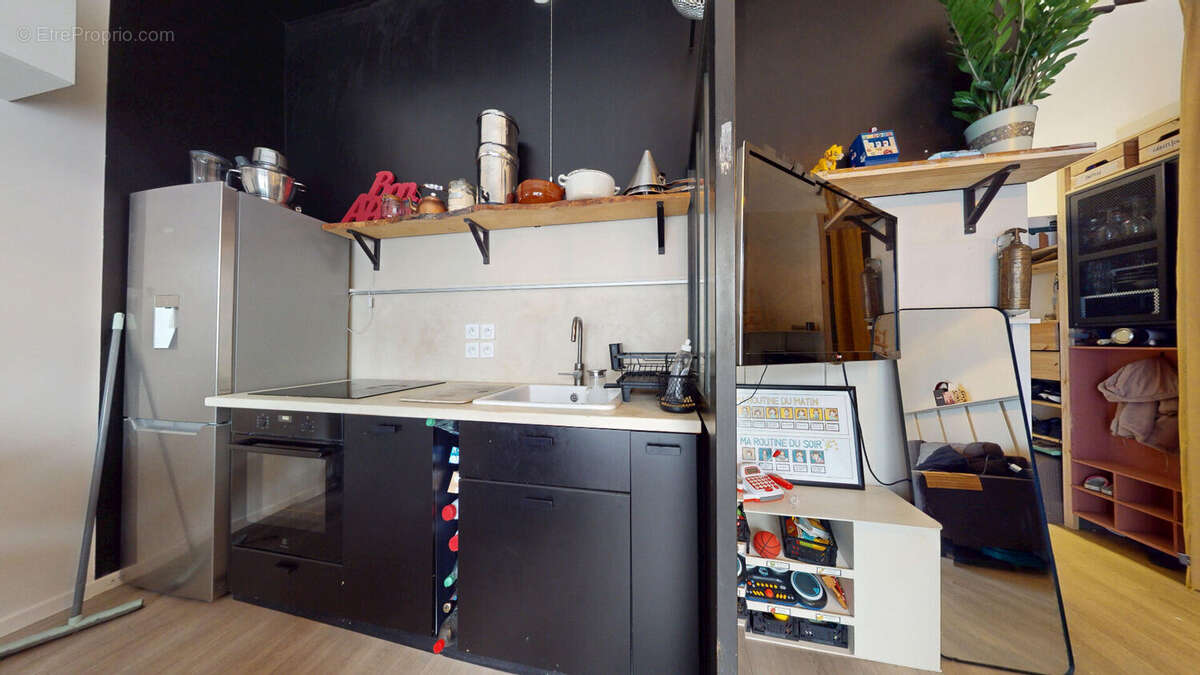 Appartement à PARAY-VIEILLE-POSTE