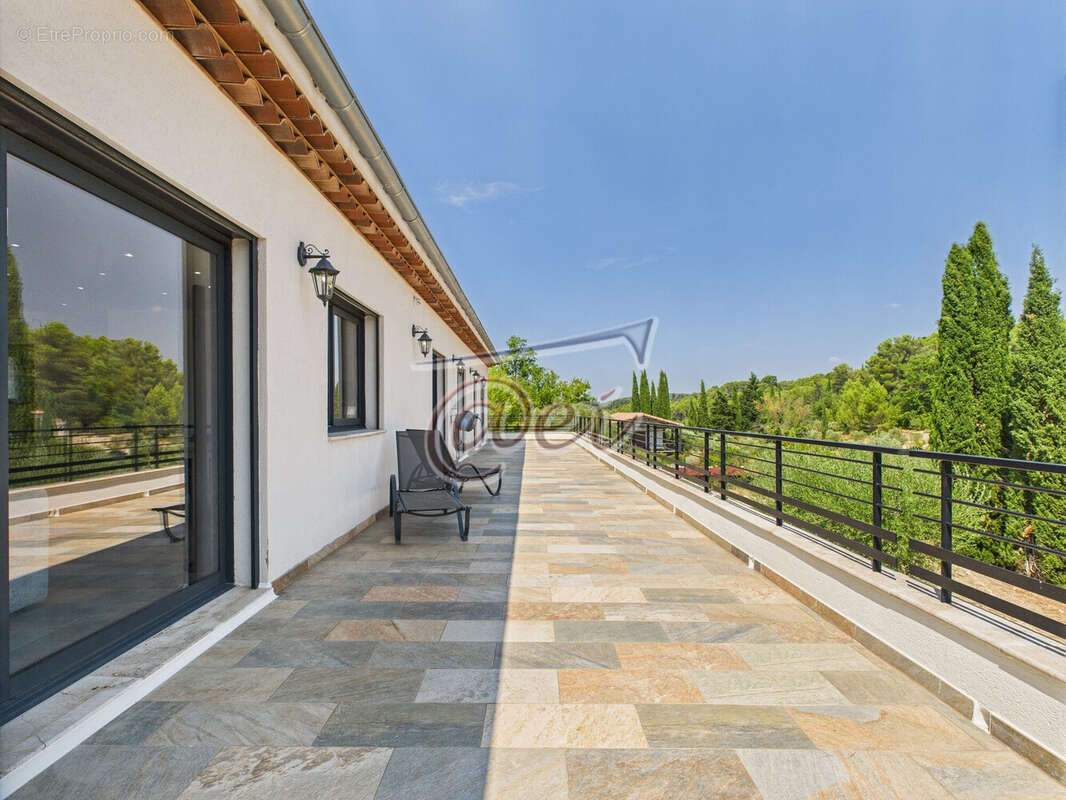 Maison à BARJOLS
