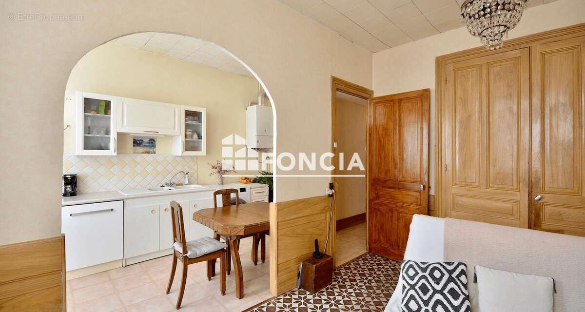 Appartement à LYON-4E