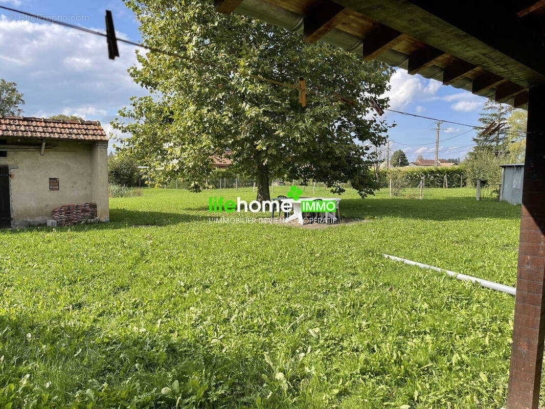 Maison à SAVIGNY-SUR-SEILLE