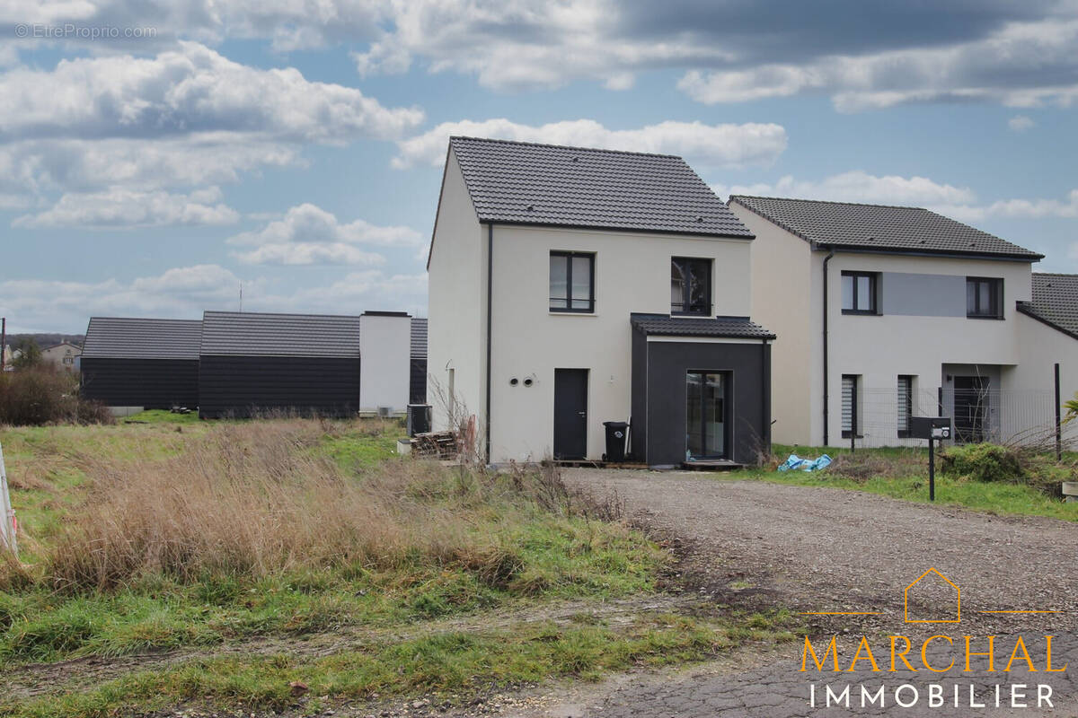 Maison à METZERESCHE