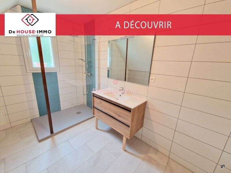 Maison à LOUVIGNE-DU-DESERT