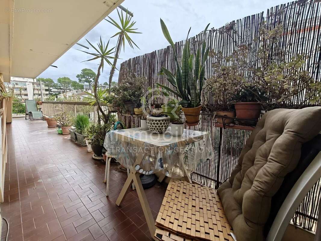 Appartement à LE CANNET