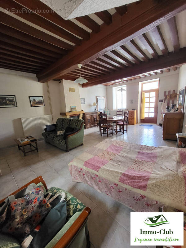 Maison à CHATEAU-CHINON(VILLE)