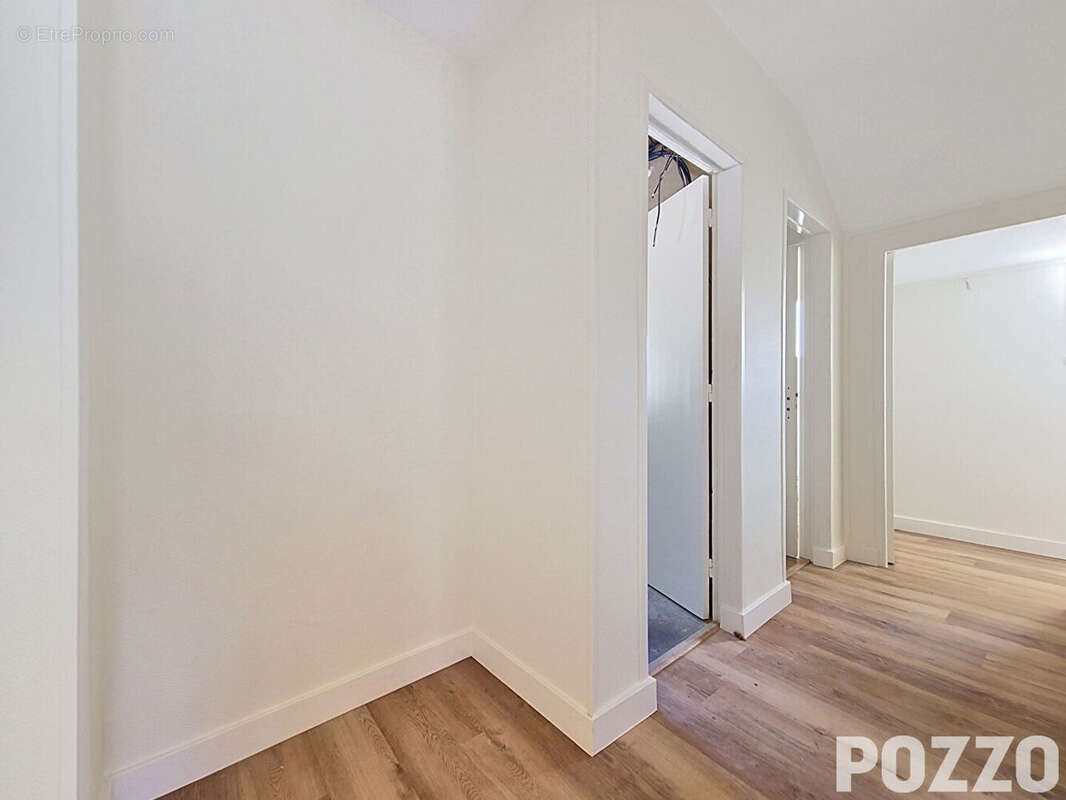 A Vendre Appartement en rez de chaussée  Courseulles-Sur-Mer (14470) - photo 8