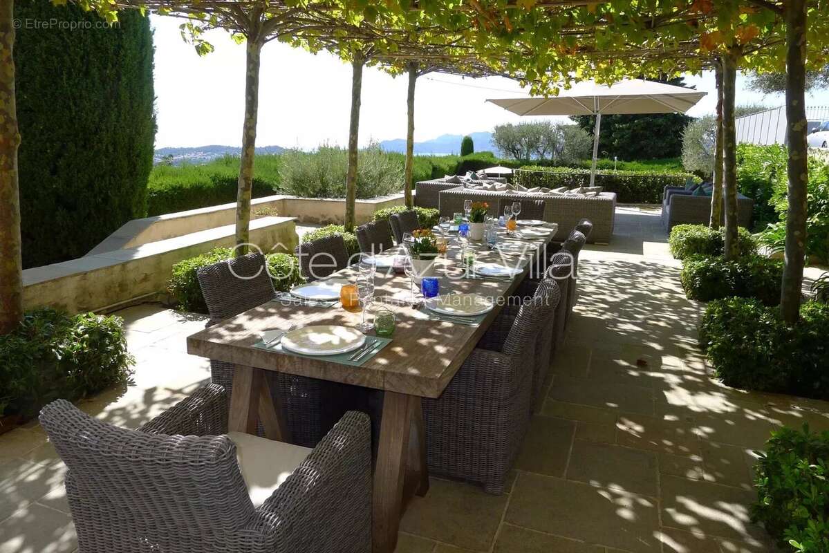 Maison à MOUGINS