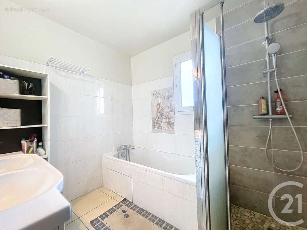 Maison à LATOUR-BAS-ELNE