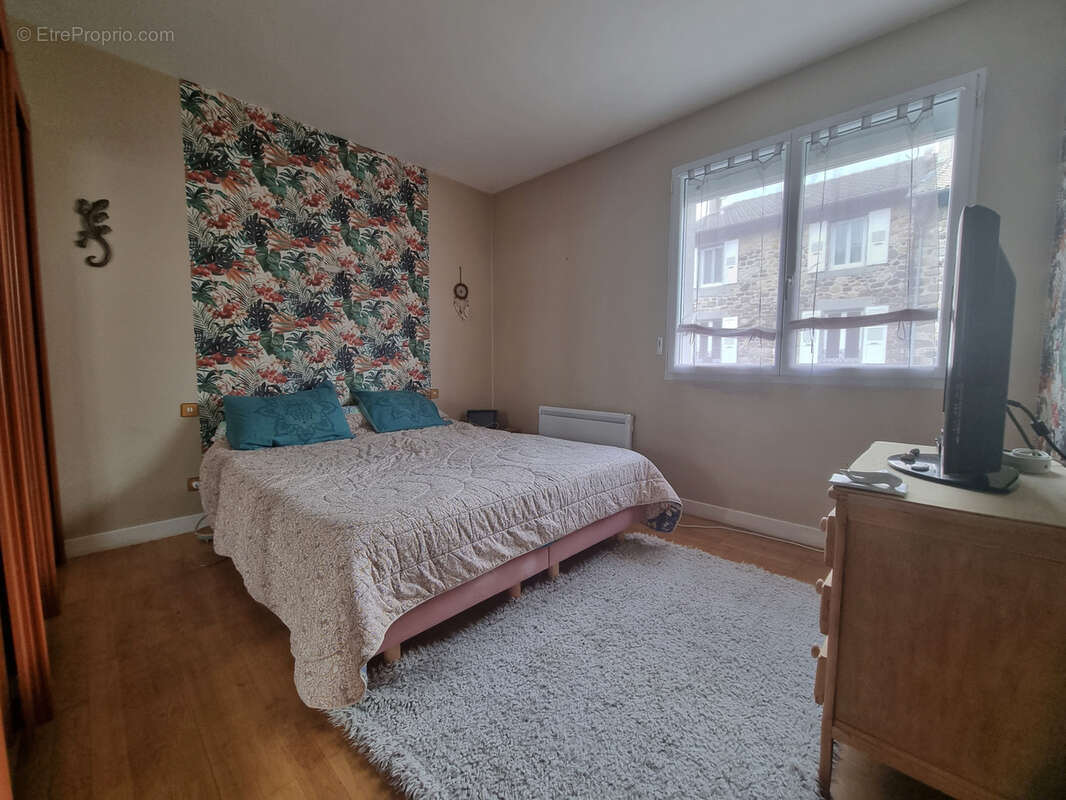 Appartement à LAUSSONNE