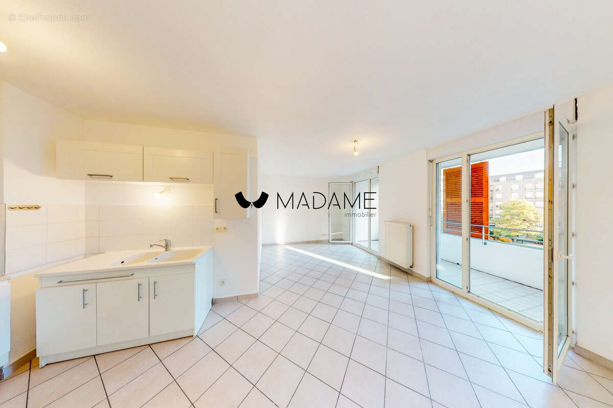 Salon cuisine - Appartement à GRENOBLE