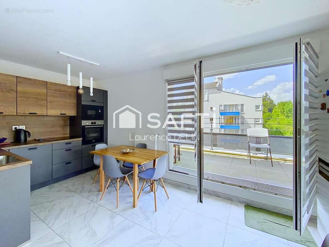 Photo 3 - Appartement à CERGY