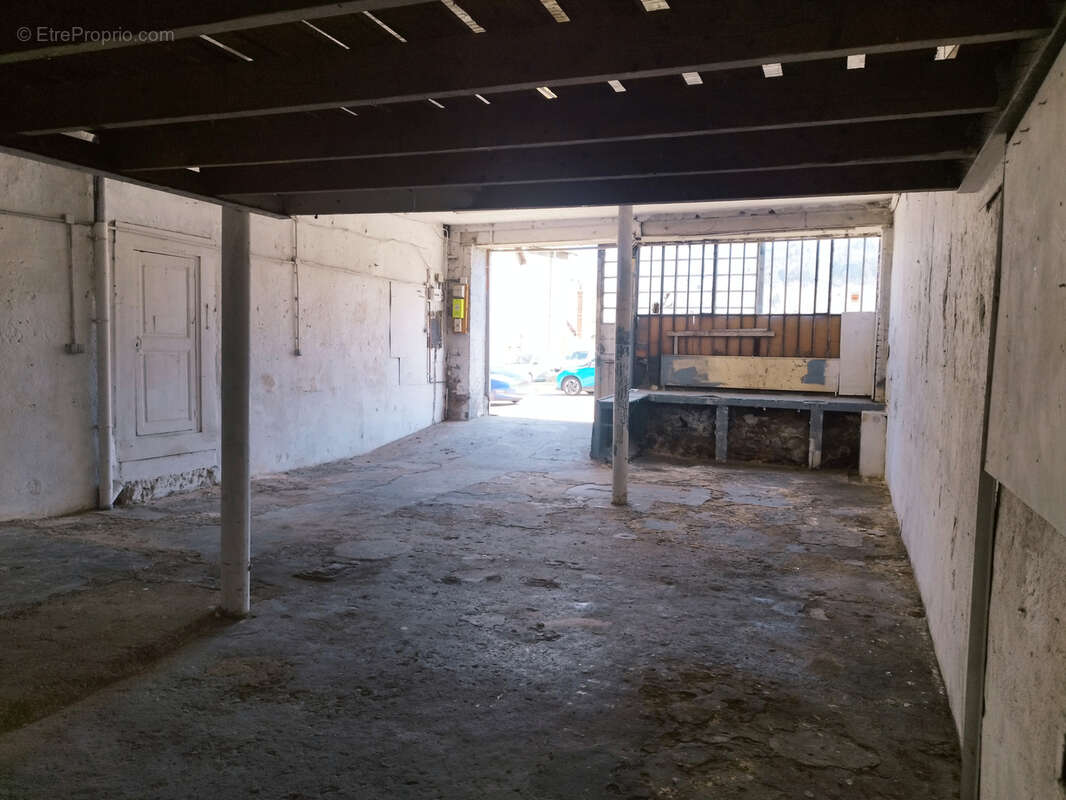 Commerce à BOURG-ARGENTAL