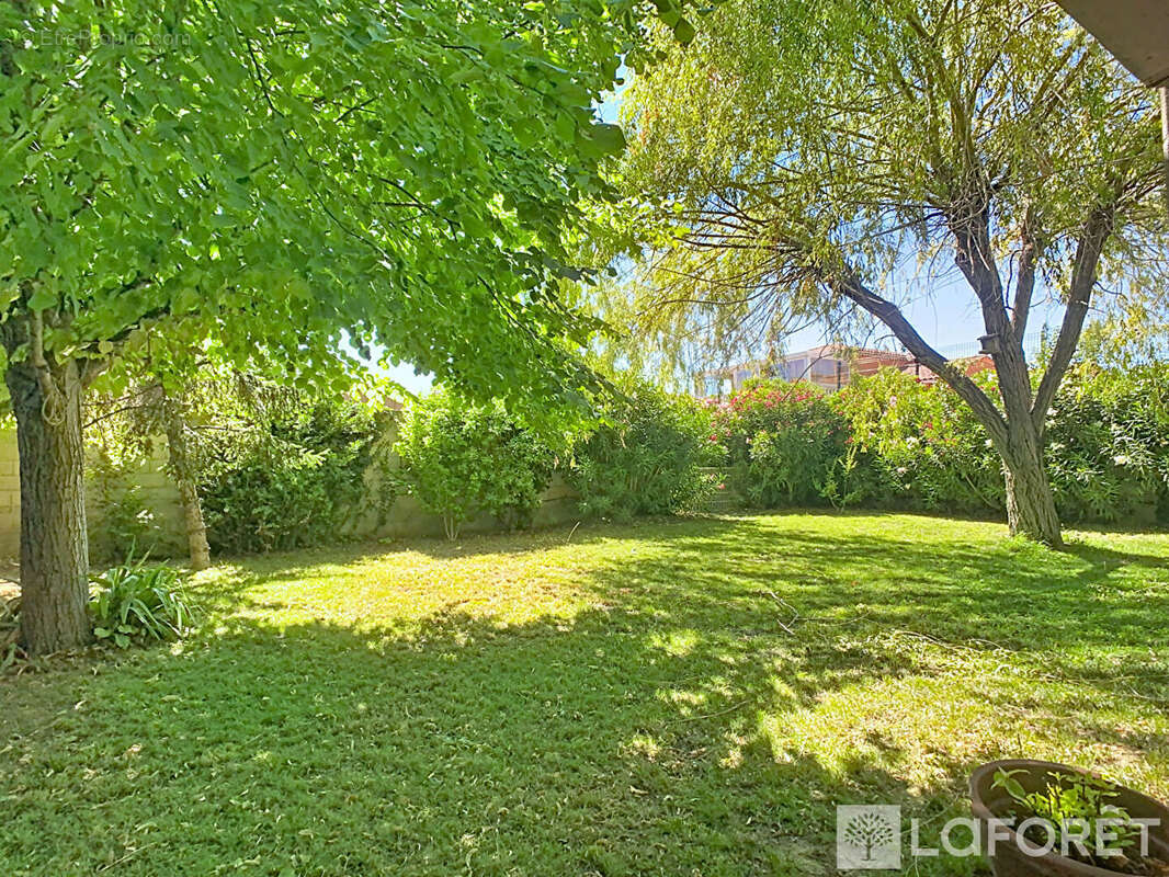 Maison Marignane 4 pièce(s) 110 m2 - photo 2
