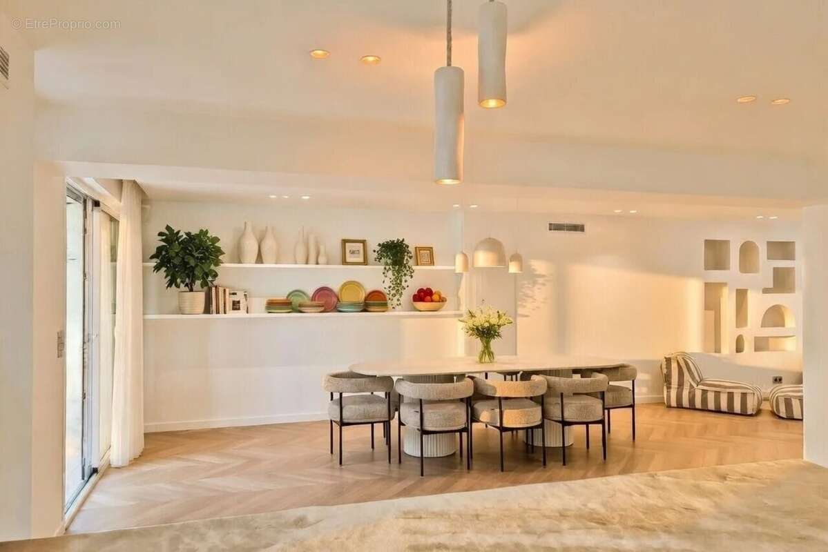 Maison à SAINT-MAUR-DES-FOSSES