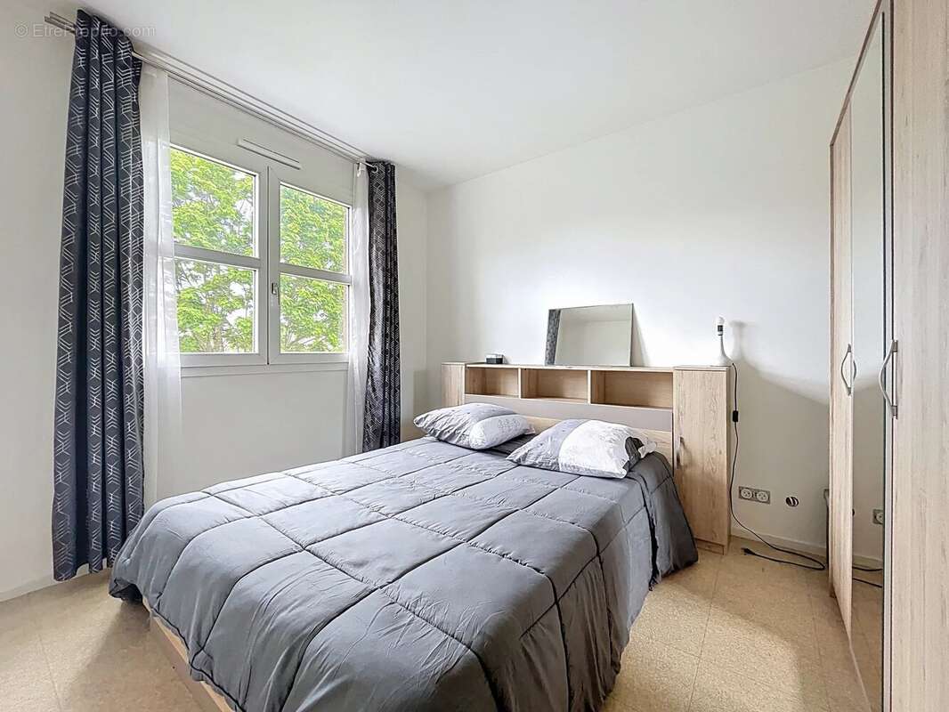 Appartement à ELANCOURT
