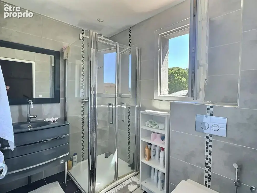 Maison VIDAUBAN de 5 pièce(s) - photo 12