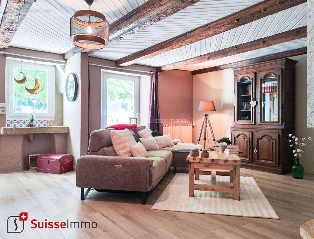 Maison de caractère à Blamont 9 pièce(s) 159 m2 , sur une parcelle de 427 m² - photo 4
