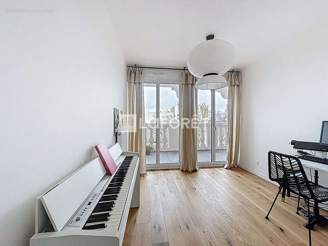 Appartement à LE PLESSIS-ROBINSON