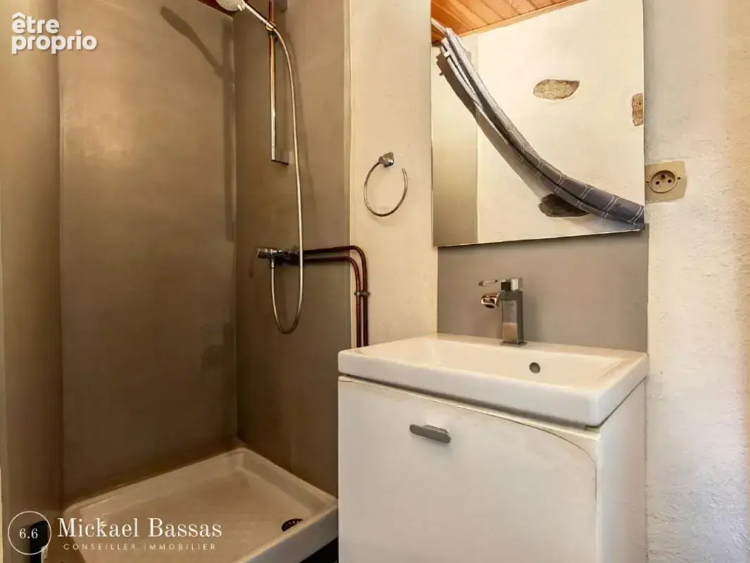 Maison 3 pièces 45 m² à vendre à Ria-Sirach (66500) - photo 7