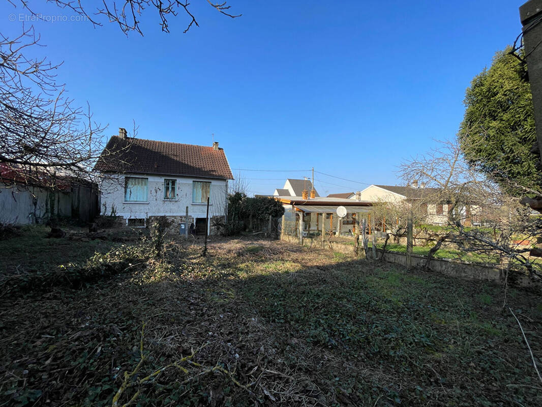 Maison à RIS-ORANGIS