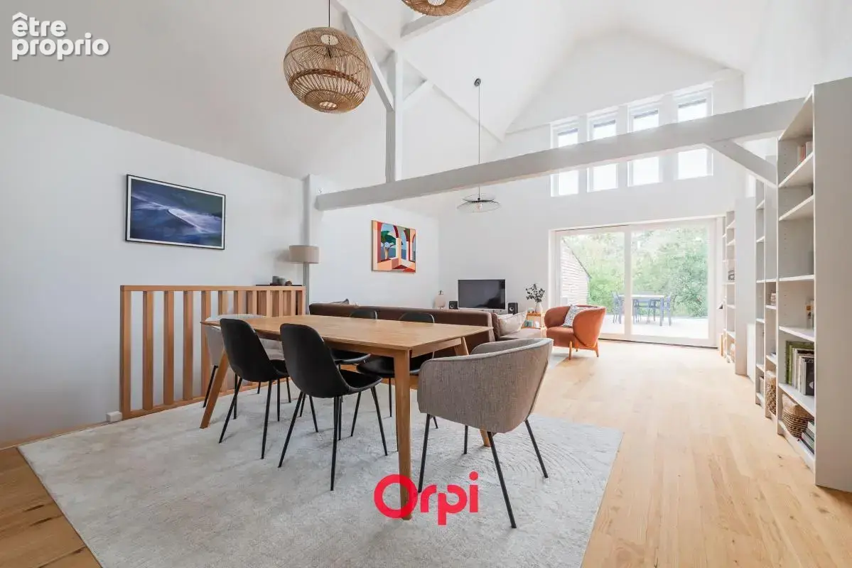Holtzheim; Maison de caractère rénovée de près de 190 m² au sol, DPE B avec terrasse et jardin - photo 5