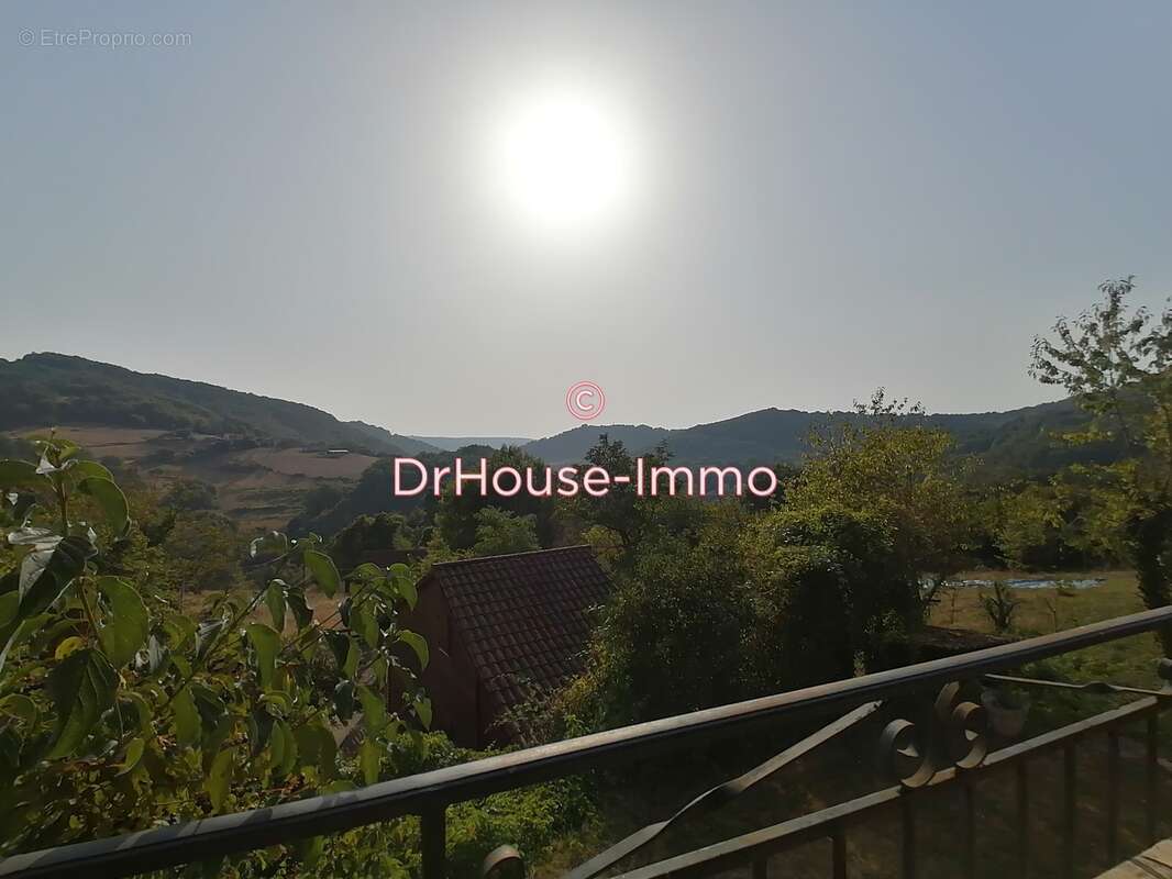 Maison à SAINT-CERE