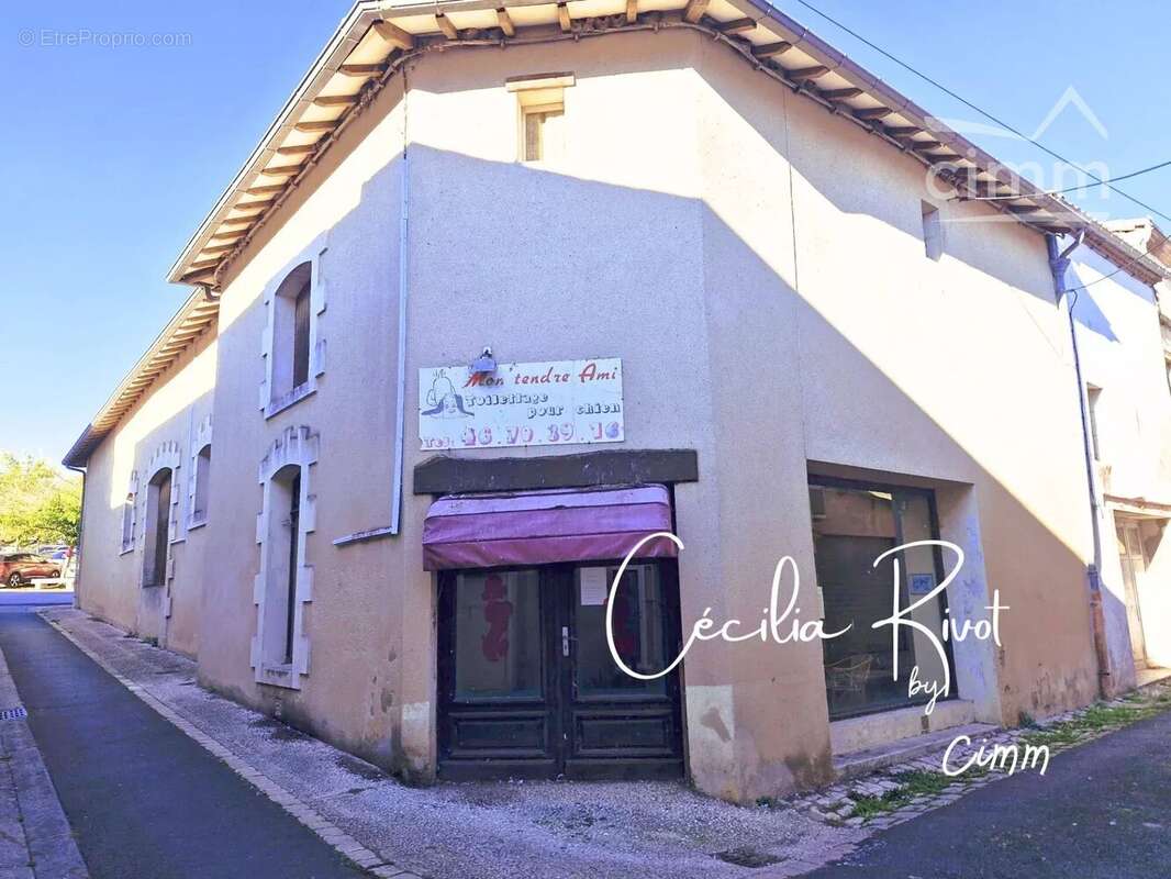 Commerce à MONTENDRE