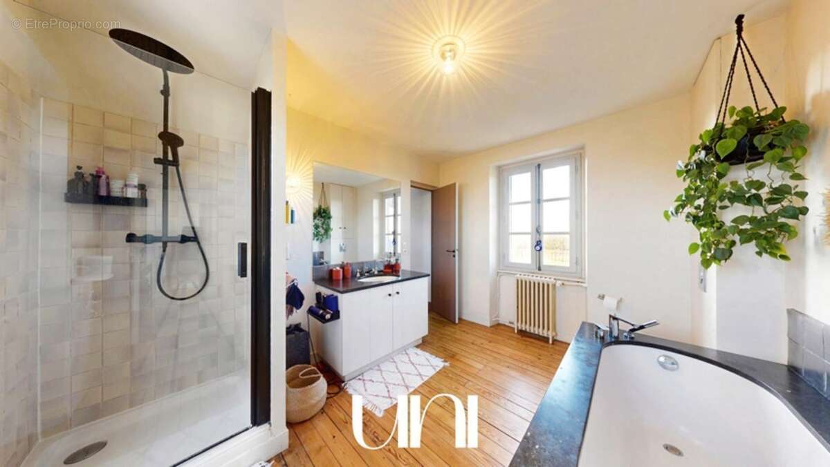 Maison 9 pièces de 280 m2 vue sur l'Orne - CAEN - photo 23