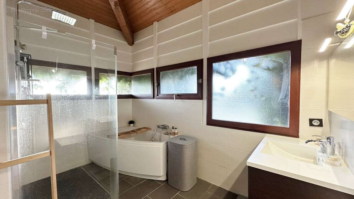 Villa d'architecte de type t7 de 188 m2 sur 2 hectares - photo 19