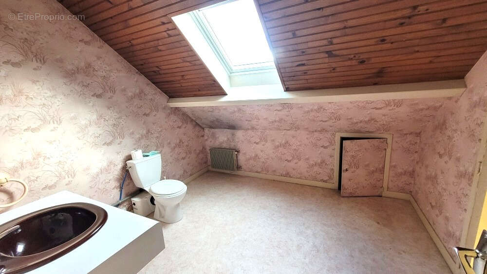 Maison à CORMELLES-LE-ROYAL