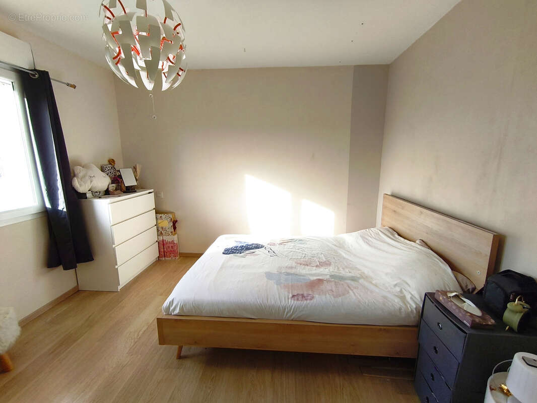 Maison à SAINT-FELIX-DE-LUNEL