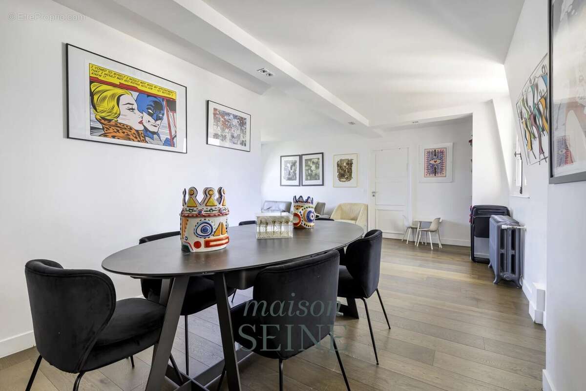 Appartement à NEUILLY-SUR-SEINE