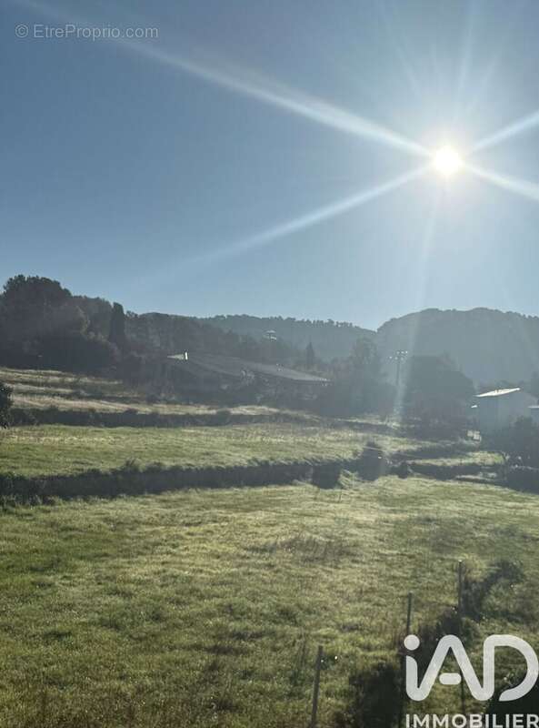 Photo 5 - Maison à LE CASTELLET