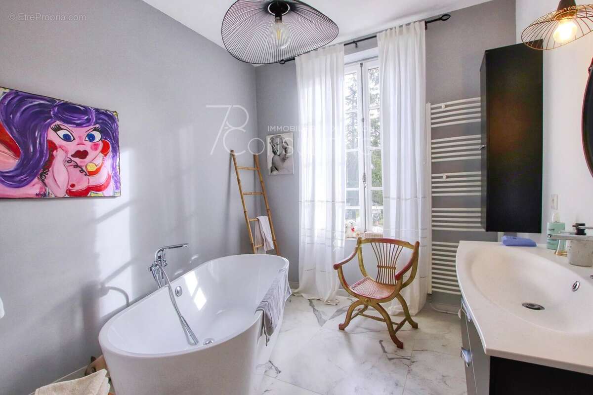 Maison à LISLE-SUR-TARN