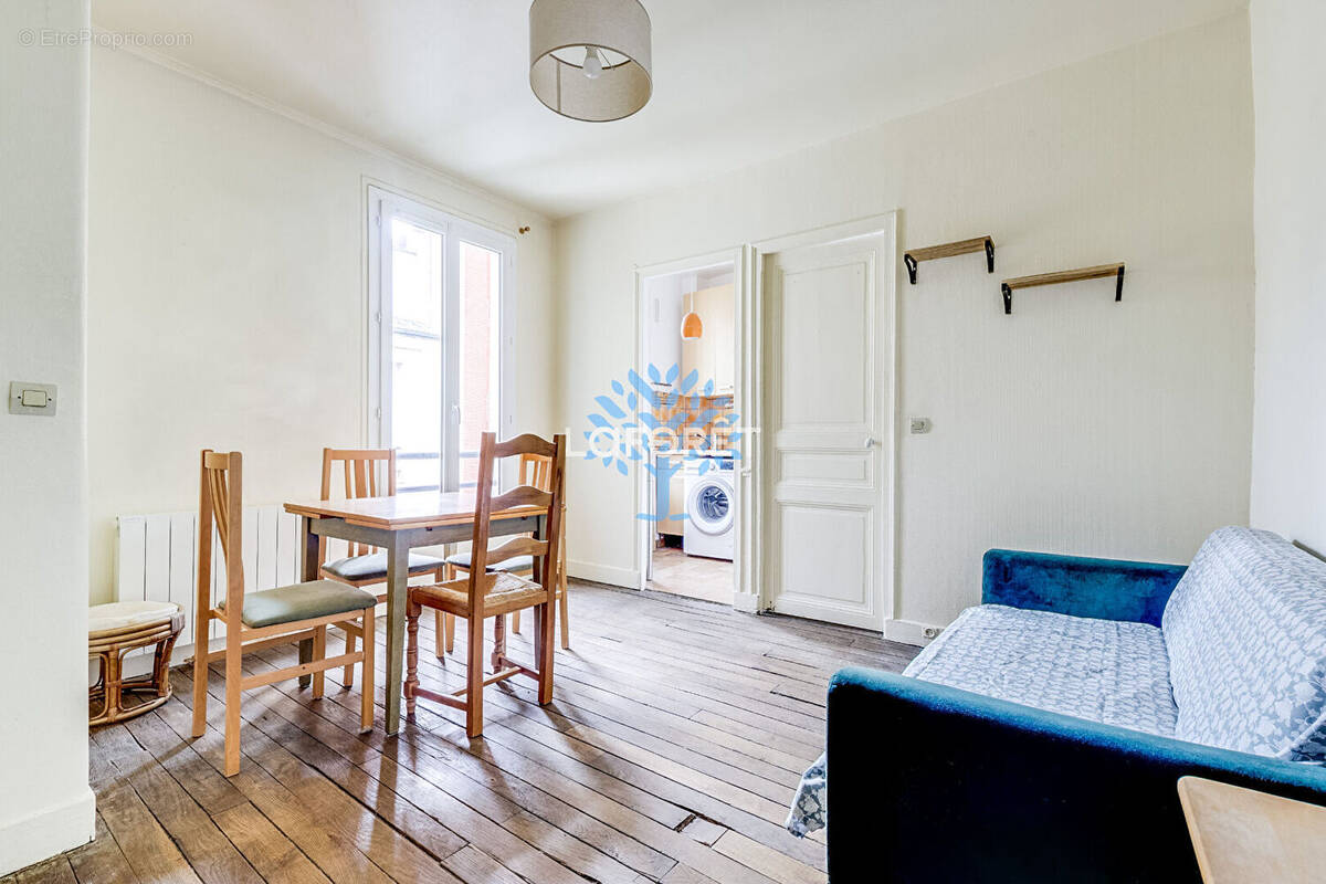 Appartement à PARIS-20E