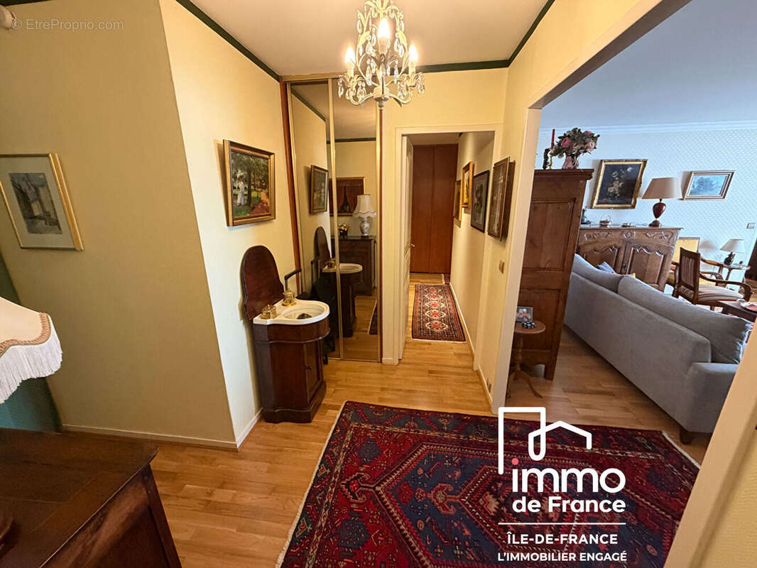 Appartement à LE CHESNAY