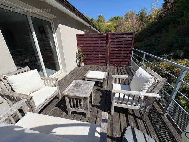 1786377585639 - Appartement à REMIREMONT