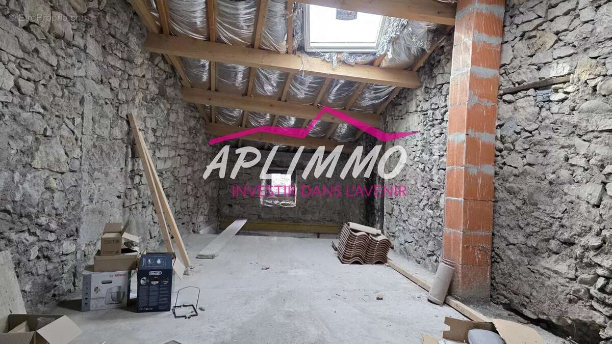 Appartement à LAVILLEDIEU