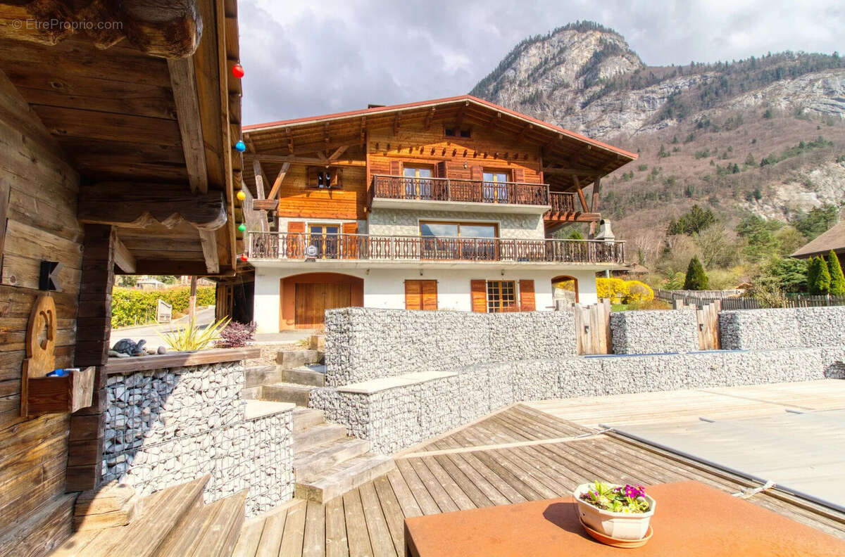 Maison à MAGLAND