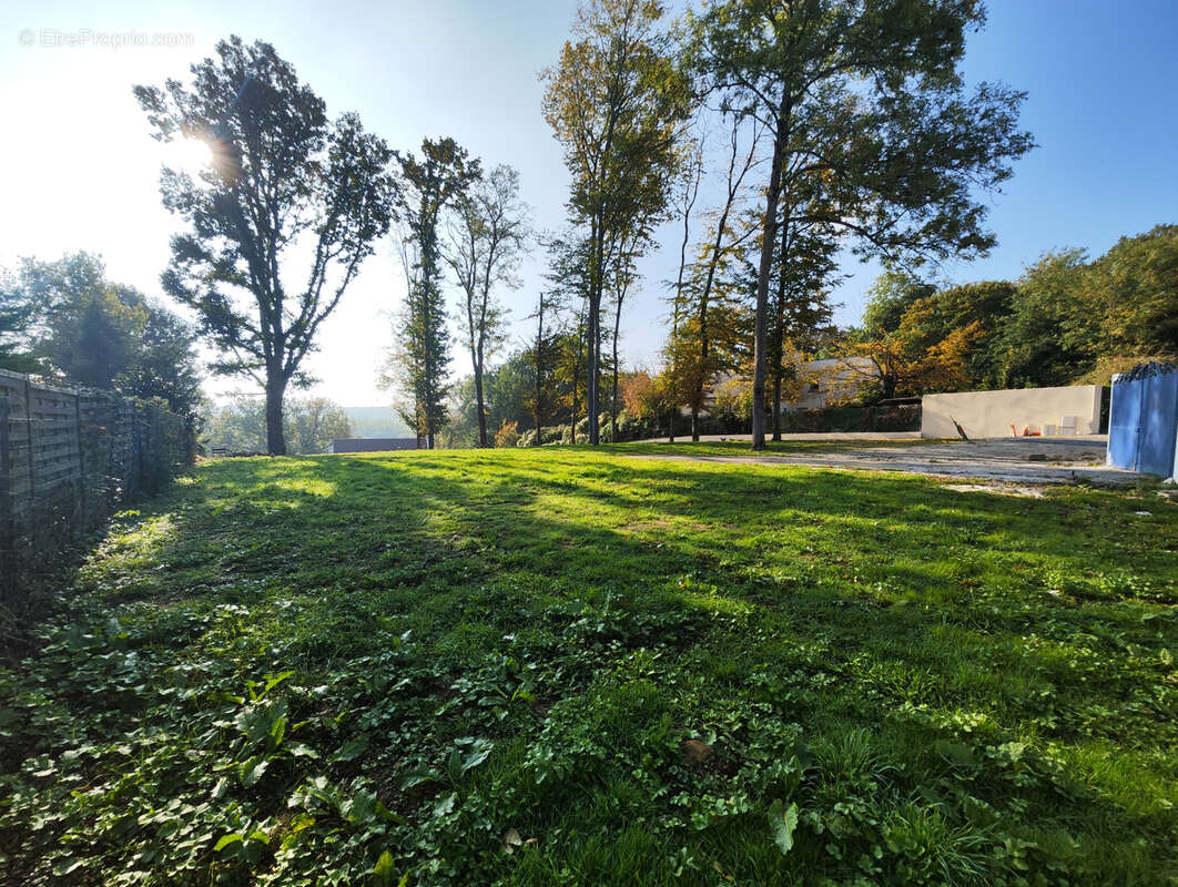 Terrain à BOISSETTES
