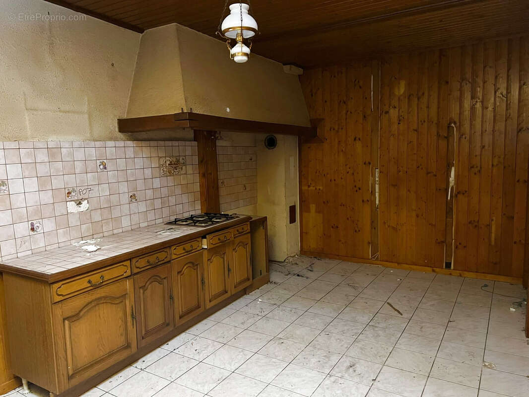 Maison à CLERVAL