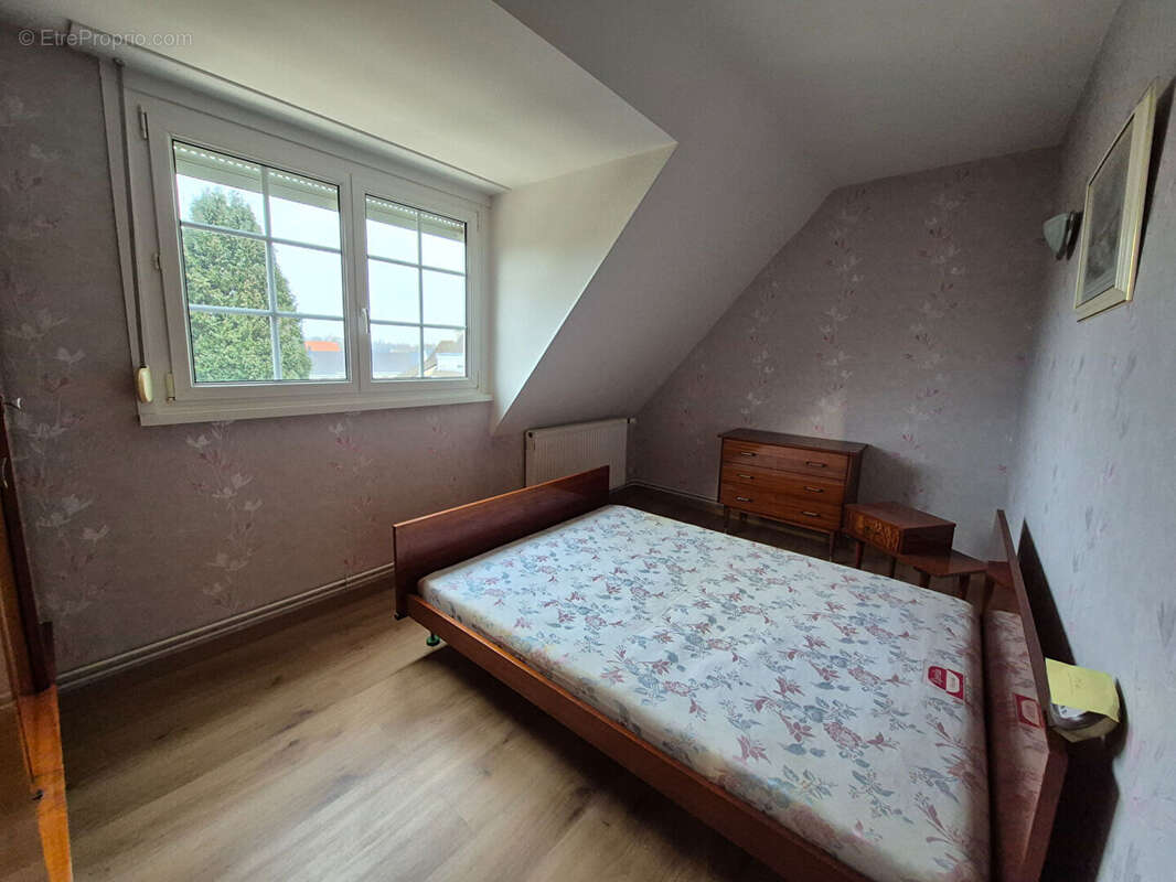 Maison à SAINT-MARTIN-AU-LAERT