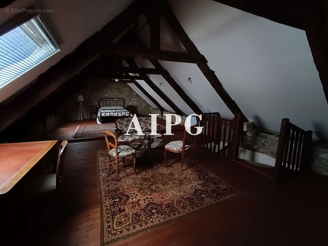 Plussulien, maison avec gîte à vendre - photo 9