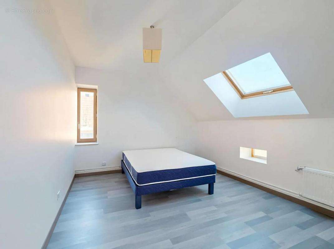 Maison à LAPEYROUSE