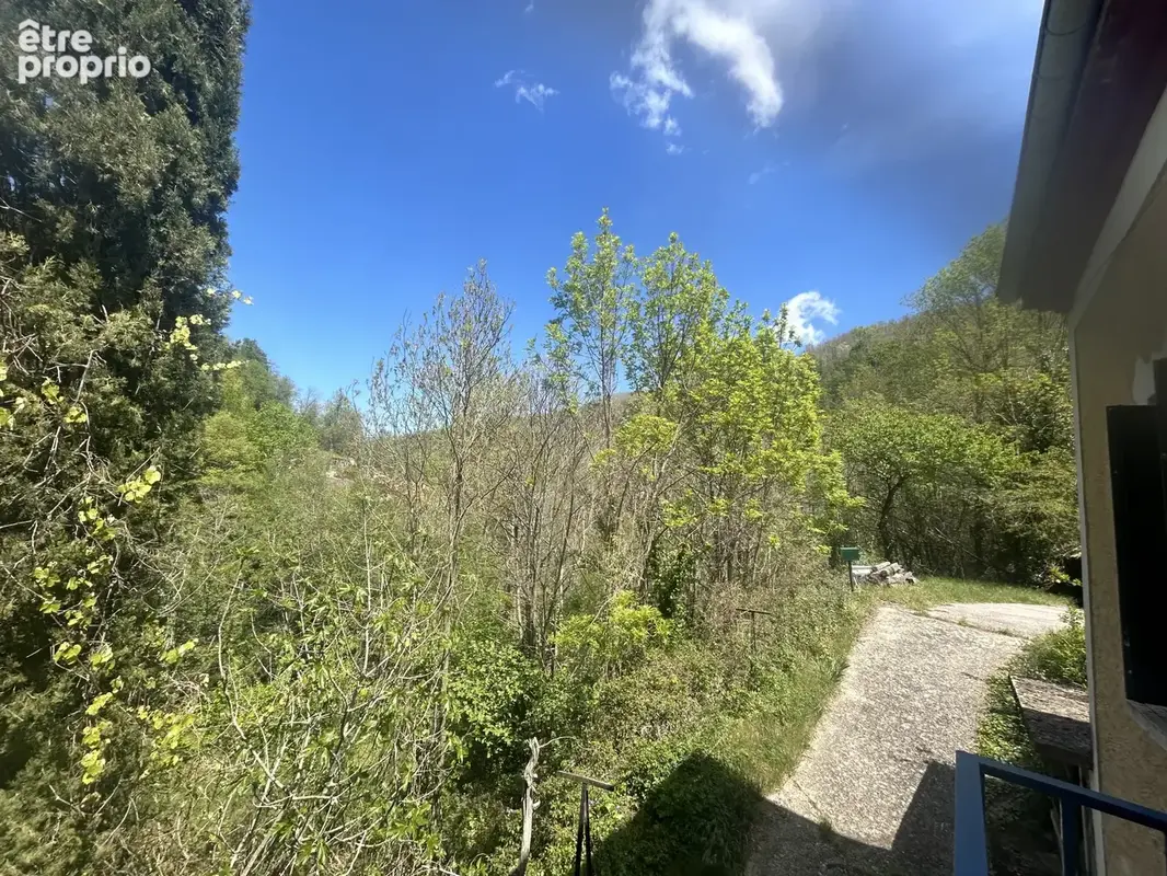 Maison avec terrain de 764 m2 - photo 7