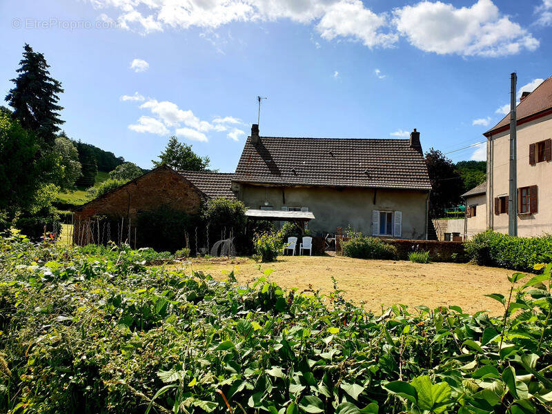 Maison à SAINTE-RADEGONDE