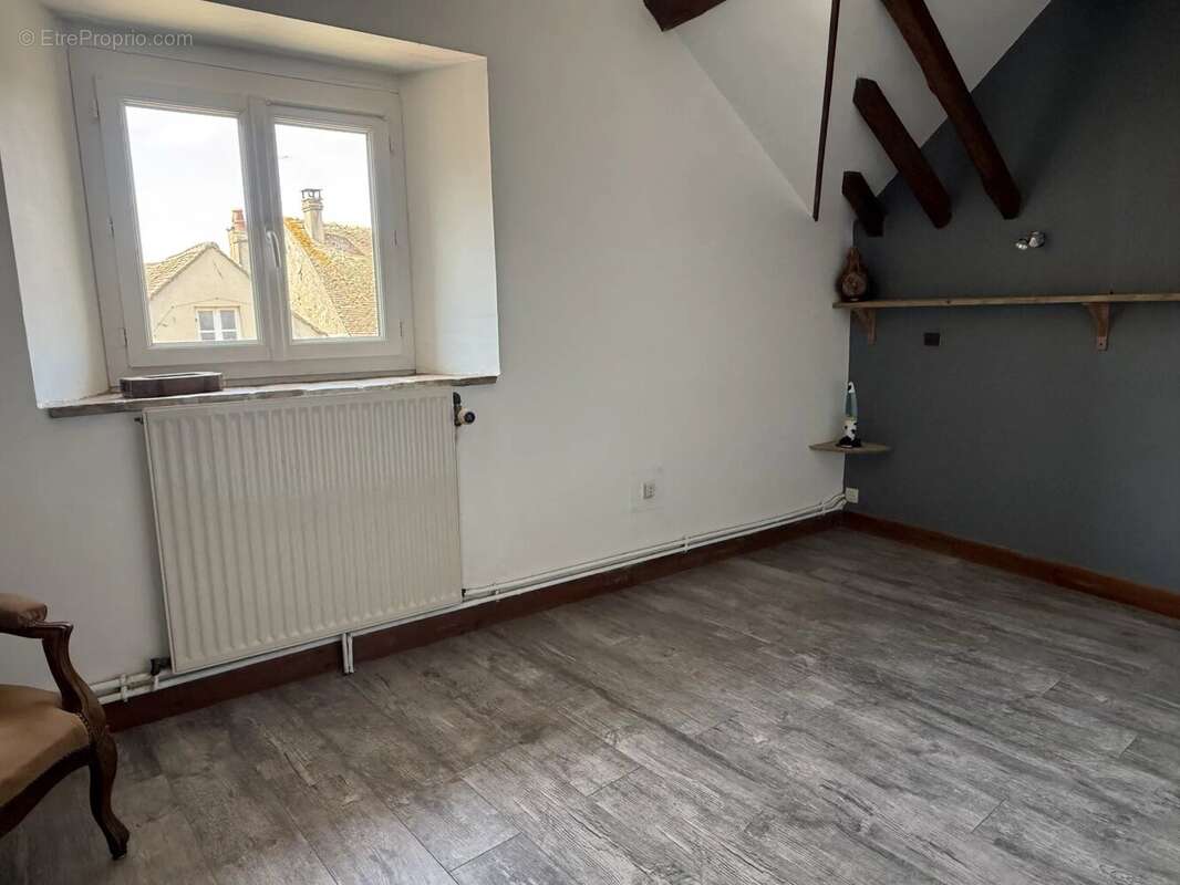 Longère de caractère – 5 chambres – 163 m² – Villeblevin - photo 10