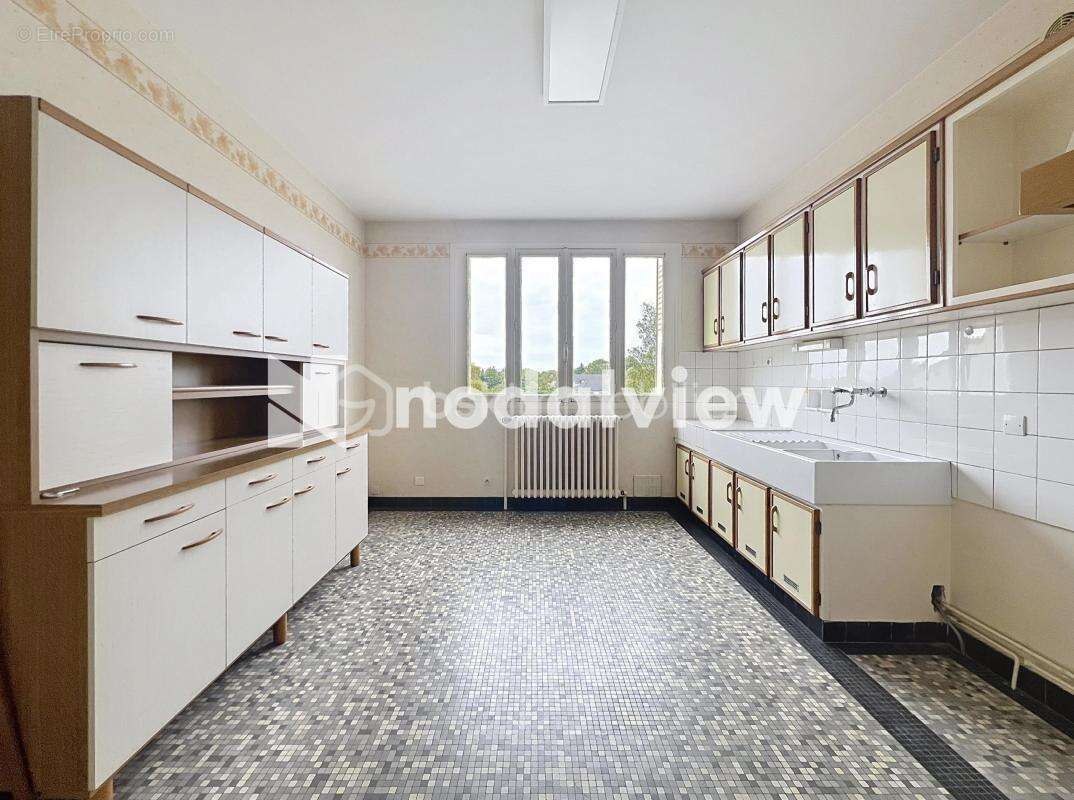 Maison à CHATEAUROUX